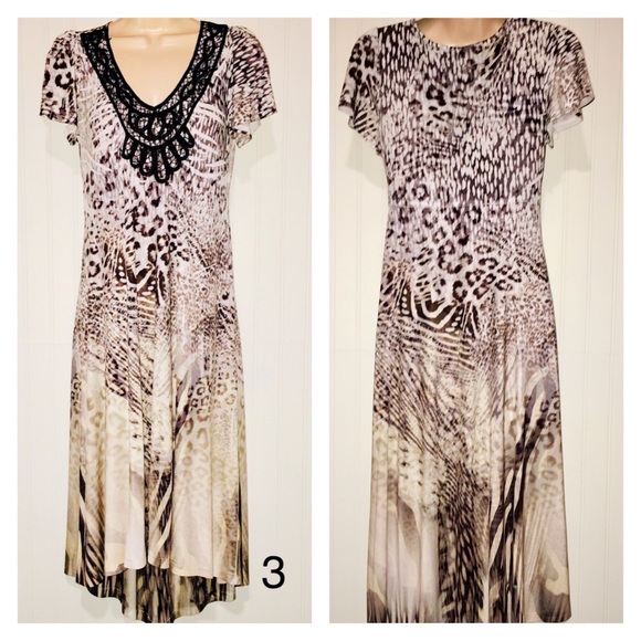 🟠 ONE WORLD Black/White Micro Jersey Flutter Sleeve V-Neck Applique Hi-Lo Dress - Picture 1 of 6